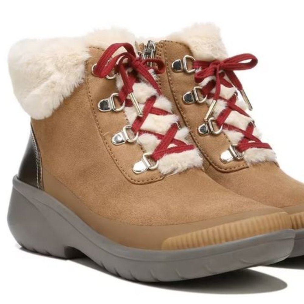 NIB -- BZEES Keeper Hiker Boot Size 7